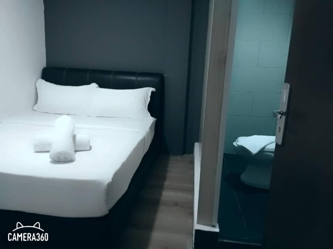33 Star Hotel By The Awinka Group Of Management Kuala Lumpur Exteriör bild